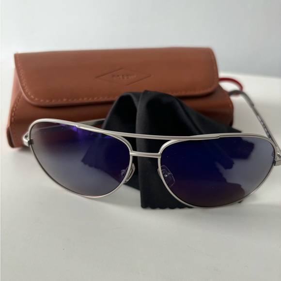 NWOT Fossil Aviator, blue sky, semi matte silver, fos3010/s - Picture 3 of 5